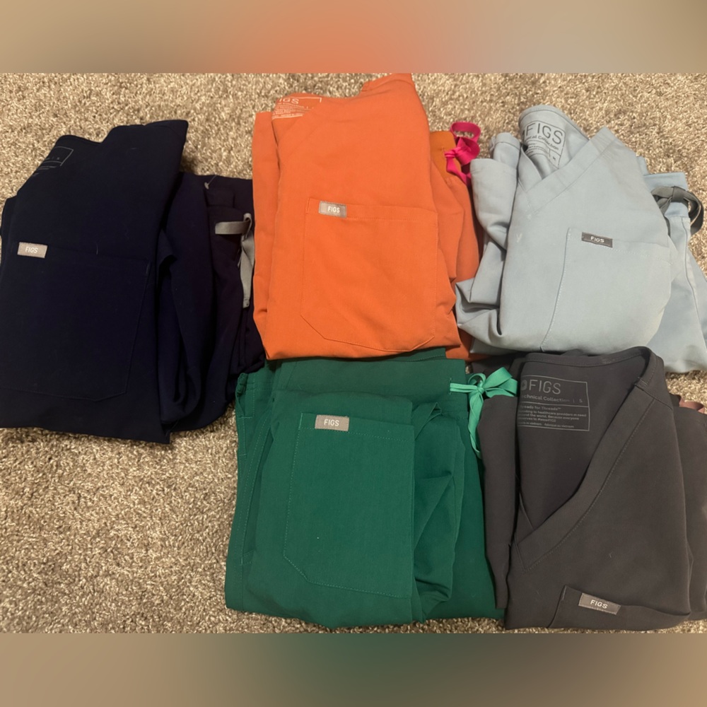 FIGS SUPER BUNDLE - 5 fulls sets of Yola Slim Pants and Catarina One Pocket Tops